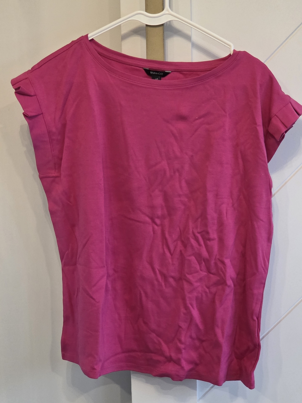 RW&CO. Bright Fuchsia Short Sleeve Tee